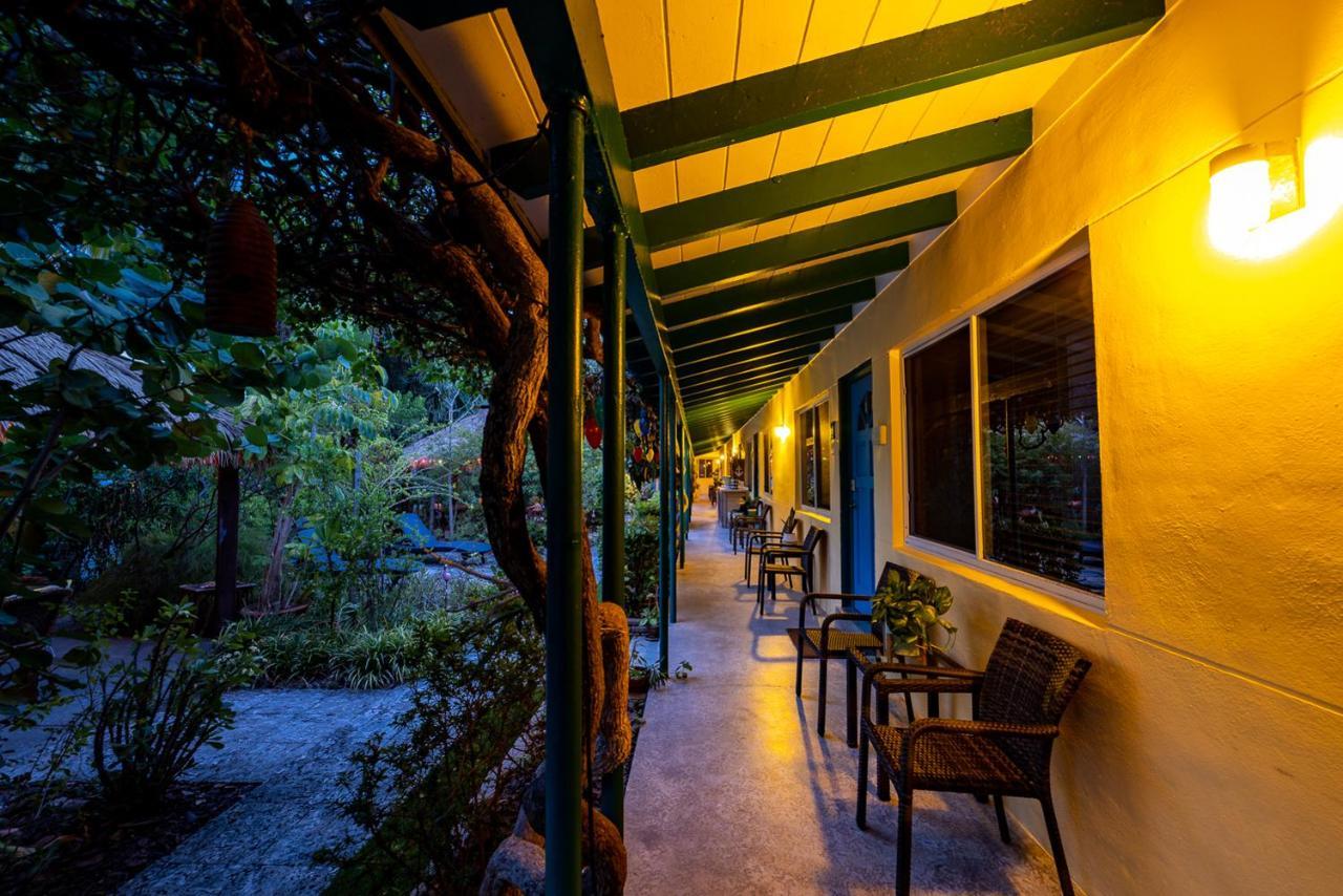 The Desoto - Oceanview Inn Hollywood Exterior photo